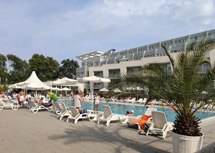 градина - с една спалня в комплекс черноморска звезда